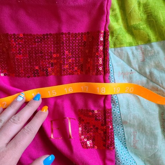 Large Victoria's Secret Tote Bag - Picture 5 of 9